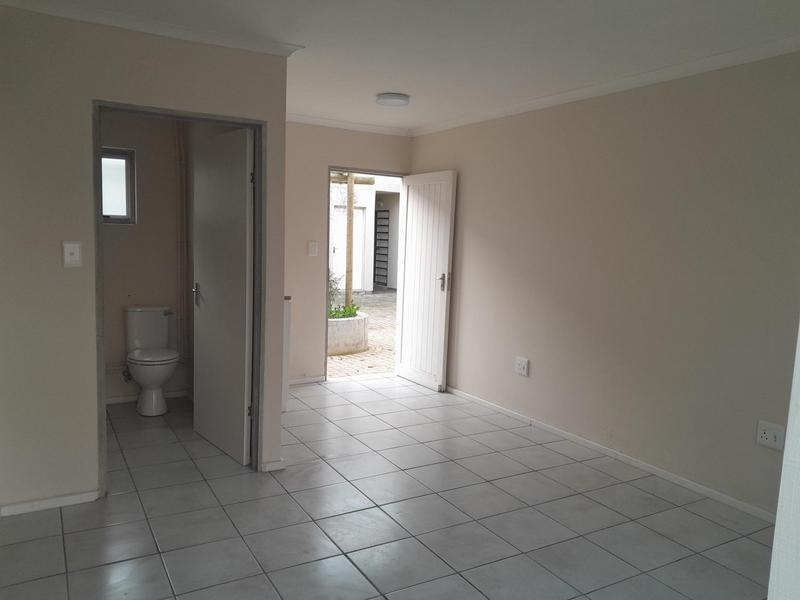 To Let 2 Bedroom Property for Rent in Mossel Bay Western Cape